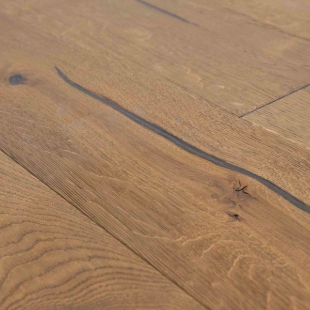 Antique Light Brown Oak Engineered Wood Flooring 20/6mm