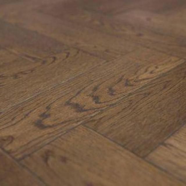 Herringbone Chateau Oak