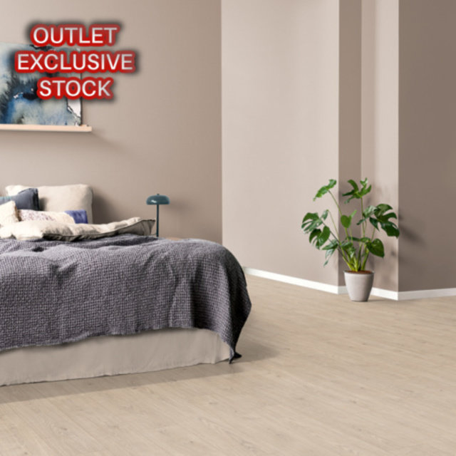 Egger Light Berdal Oak Laminate Flooring | 7MM