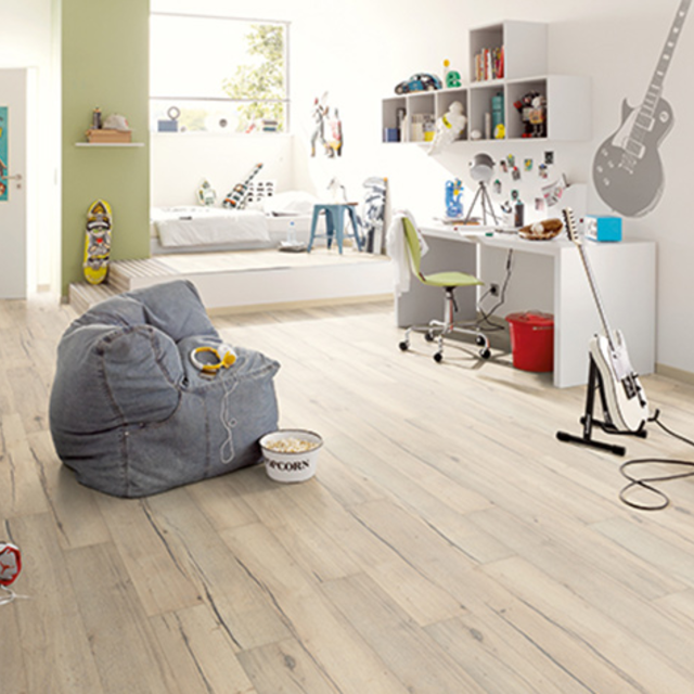 Egger Aqua Laminate Flooring 8mm Valley Oak Smoke