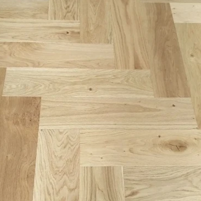 14mm Engineered Herringbone Oak UV Lacquered