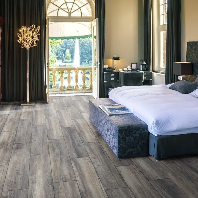 Kronotex Exquisit Plus Harbour Oak Grey Laminate Flooring 8mm